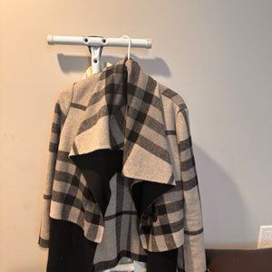 Badgley  Mischka plaid jacket/sweater in gray and black plaid. Size small.
